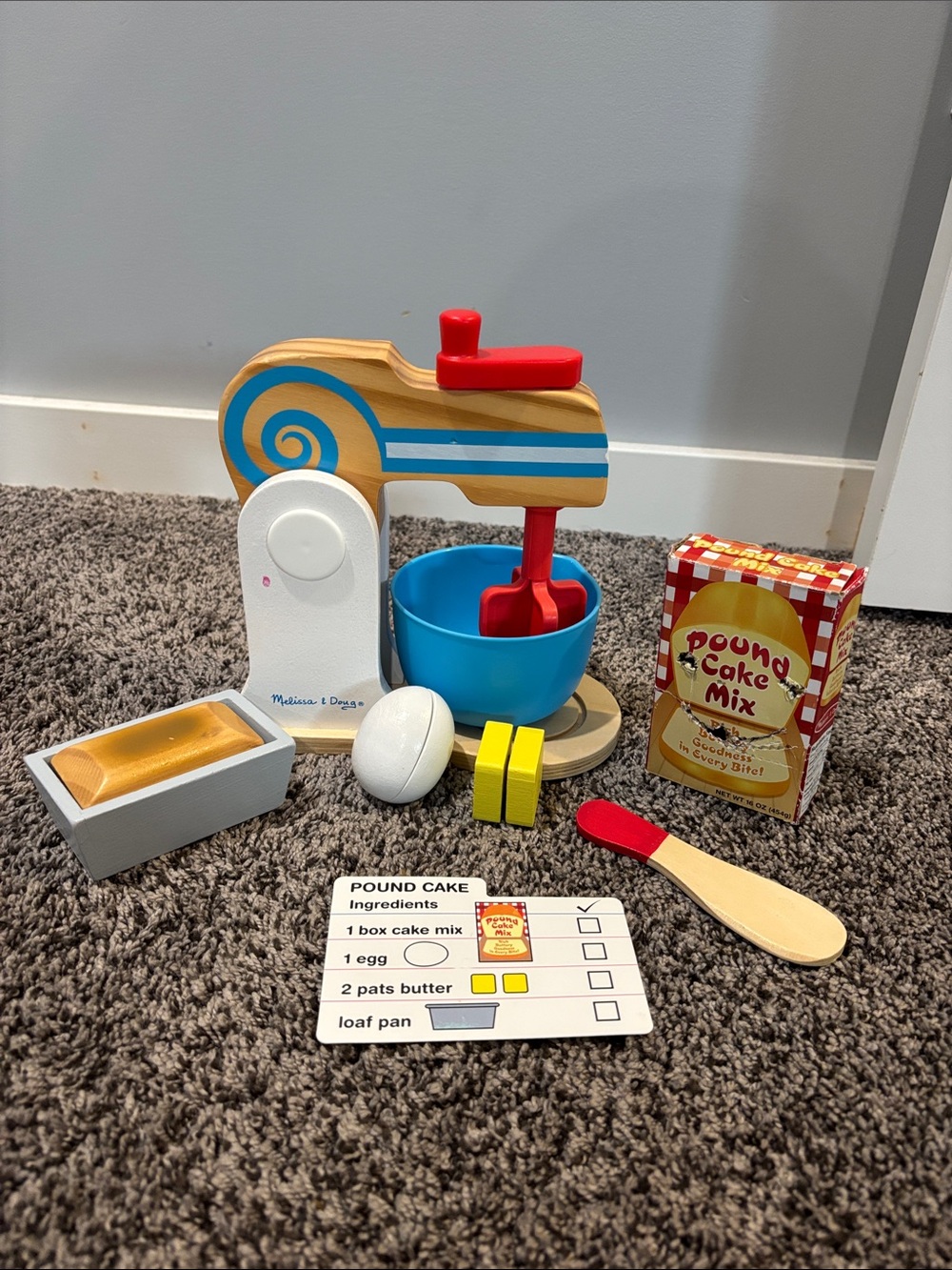 Melissa & Doug Wooden Mixer Playset